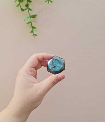 Labdorite compass