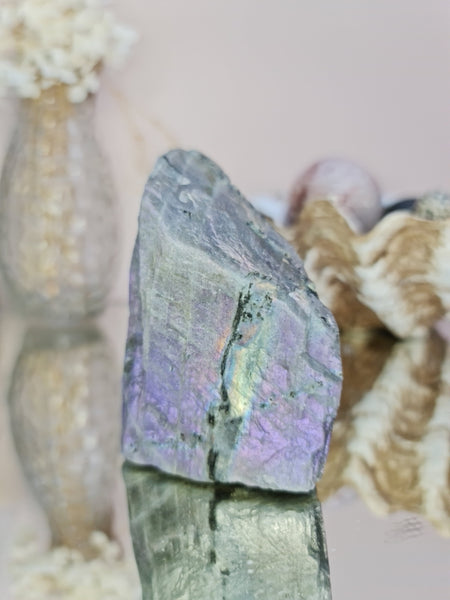 Raw flashy Labdorite